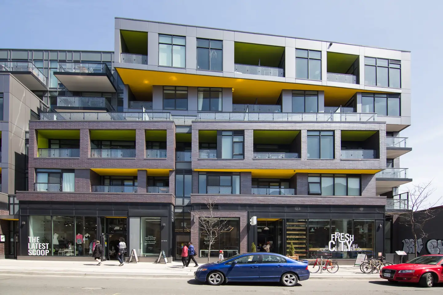 109 OZ Lofts, 109 Ossington Ave