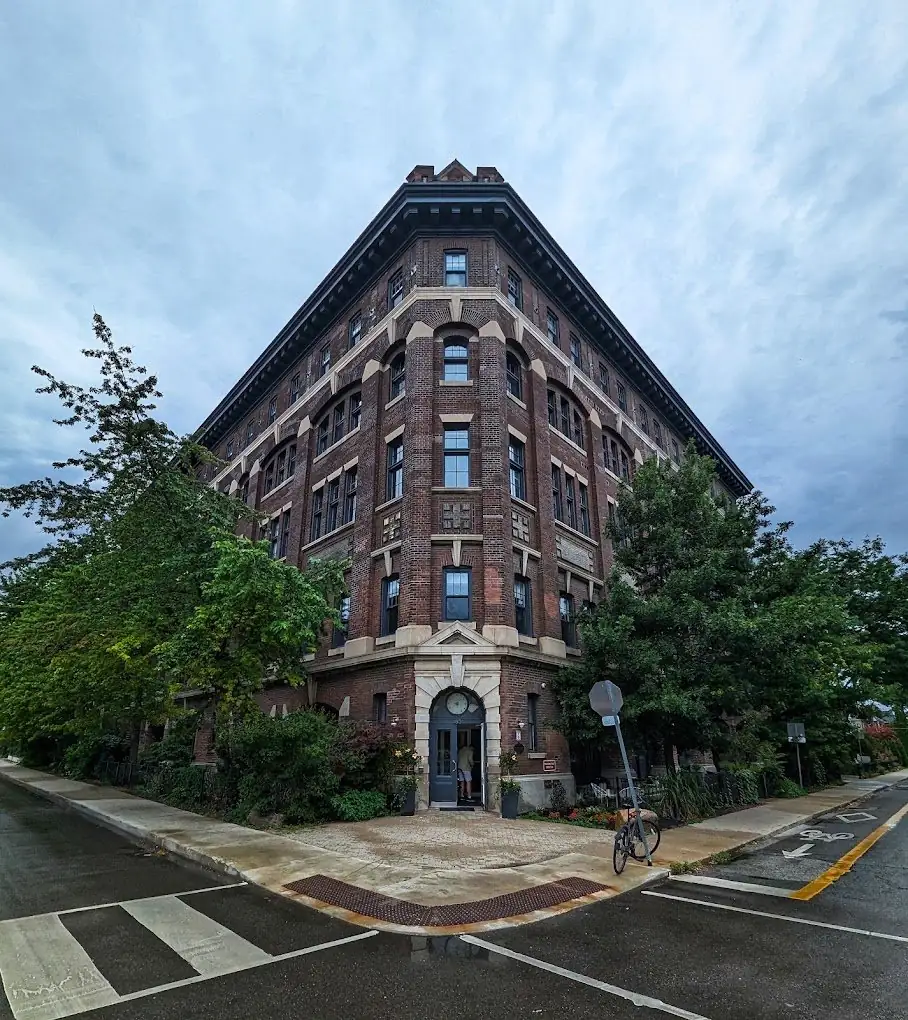 Argyle Lofts, 183 Dovercourt Rd
