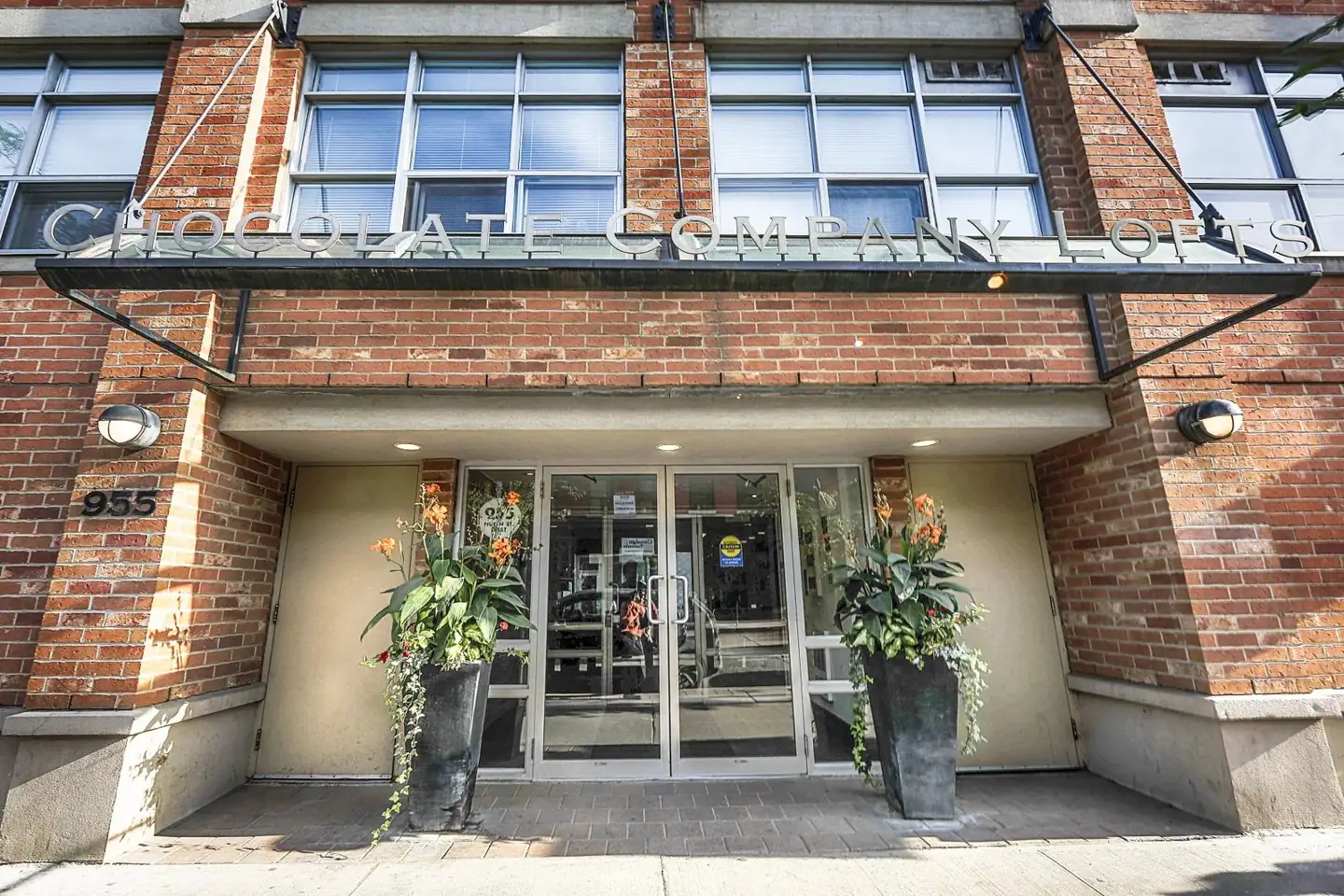 Chocolate Company Lofts, 955 Queen St W