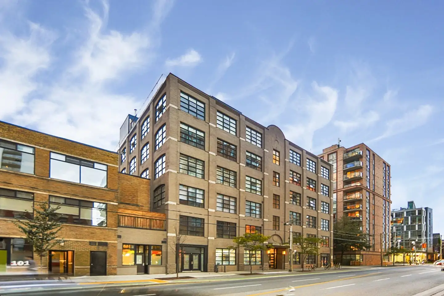Imperial Lofts, 80 Sherbourne St