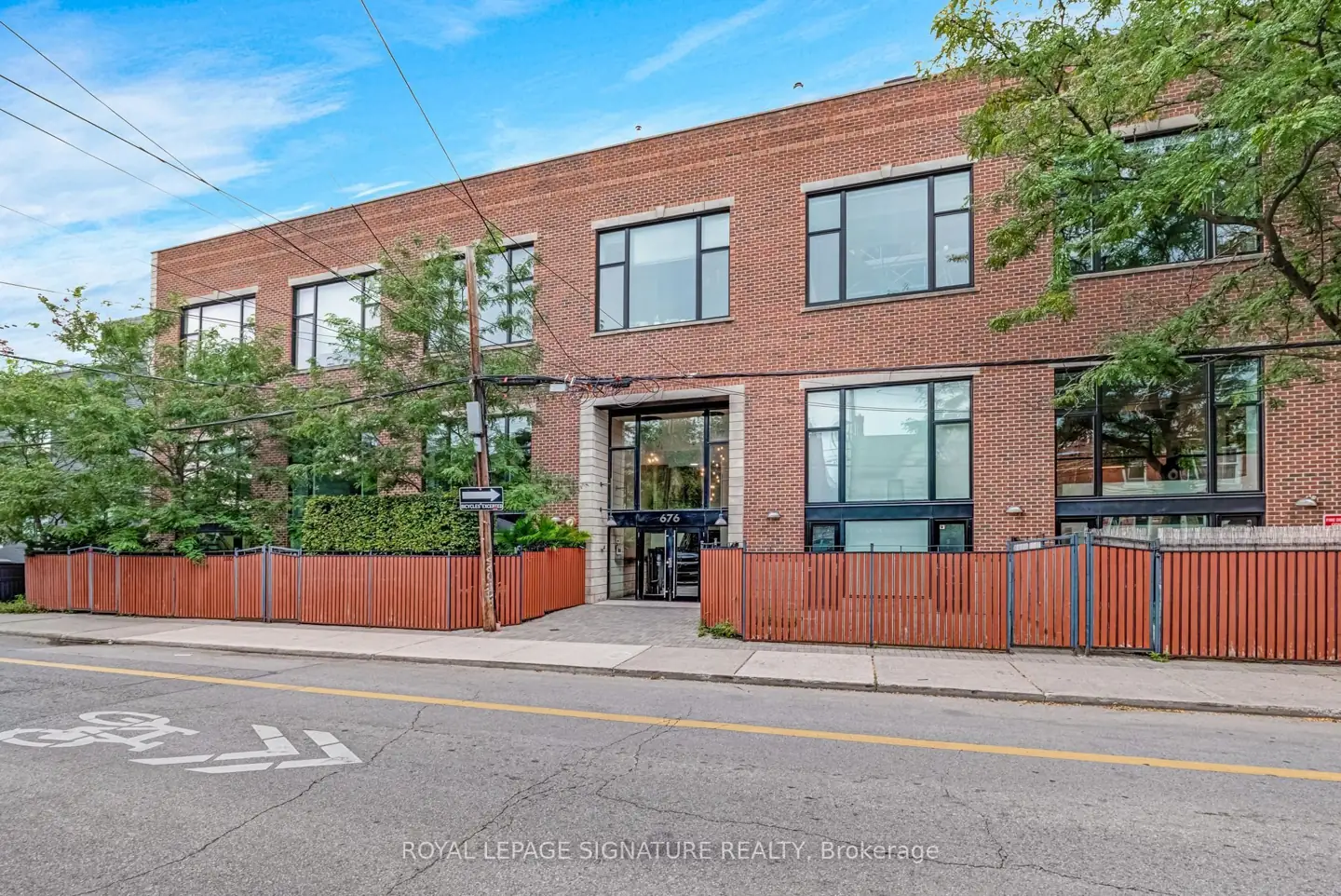 Industrial Revolution II Lofts, 670 Richmond St W