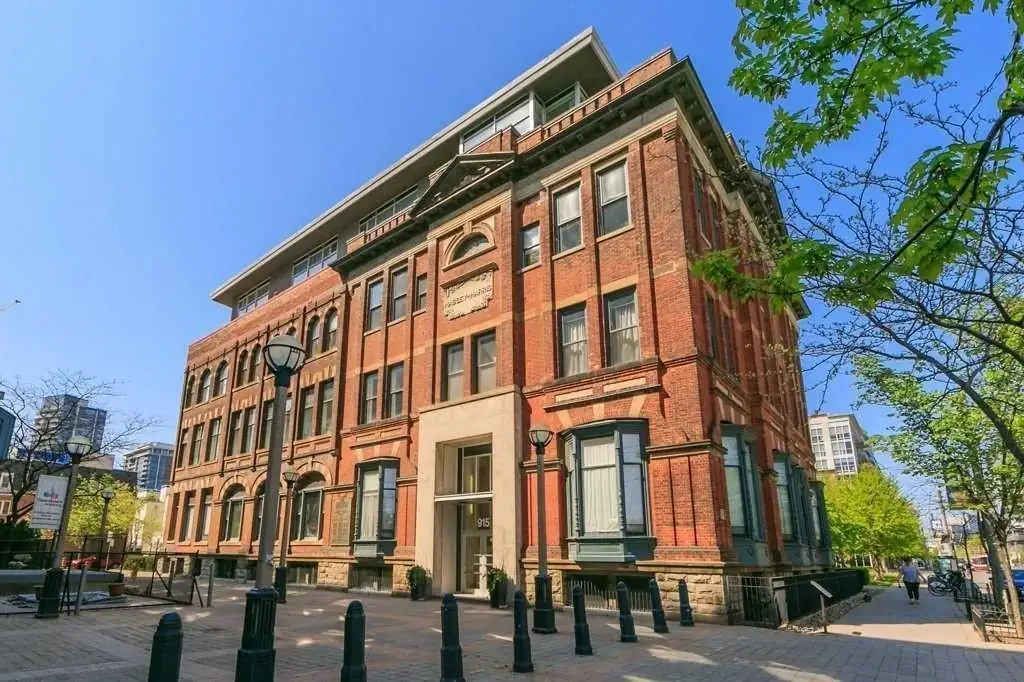 Massey Harris Lofts, 915 King St W