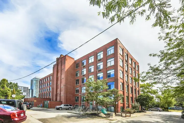 Noble Court Lofts