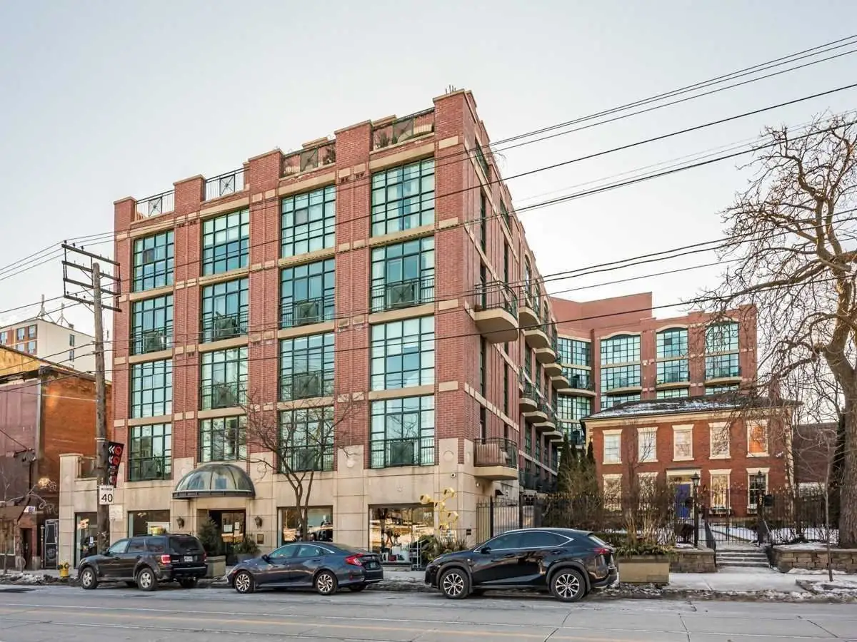 Trinity Park Lofts, 901 Queen St W