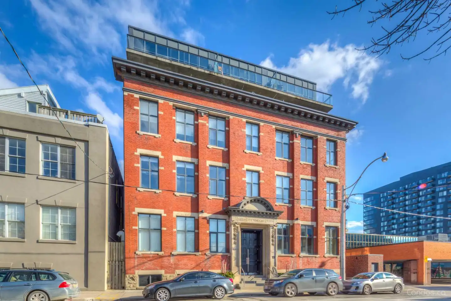 Vinegar Lofts, 19 River St